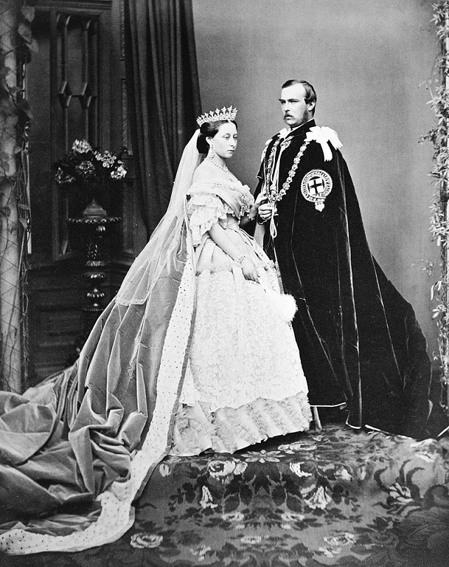 Alice Maud Mary de Saxe-Cobourg-Gotha et Louis IV de Hesse-Darmstadt (mai 1863)